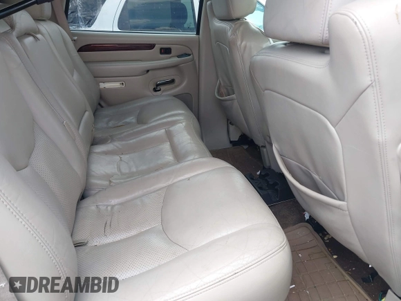 2003 Cadillac Escalade z VIN 1GYEC63T73R187253, wystawiony jako IAAI lot #42299186 z przebiegiem 288 373 mil mil oraz . Historia ofert i sprzedaży dostępna na DreamBid. Obrazek 8.