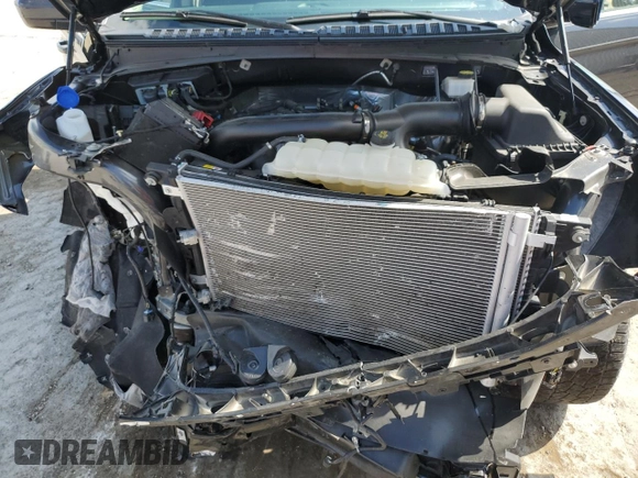 2022 Ford Expedition Max XLT with VIN 1FMJK1JT4NEA56932, listed as a Copart auction lot 61036945 with 32,728 mi miles and Salvage title. Bid and sale history available at DreamBid. Image 12.
