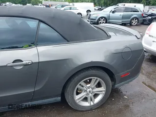 2011 Ford Mustang V6 with VIN 1ZVBP8EM2B5142545, listed as a IAAI auction lot 42667556 with 138,177 mi miles and . Bid and sale history available at DreamBid. Image 6.