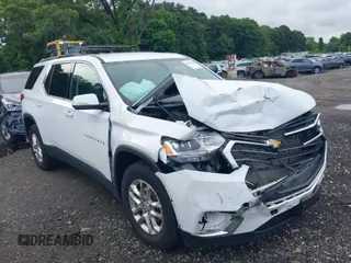 2020 Chevrolet Traverse LT Cloth with VIN 1GNEVGKW7LJ228293, listed as a IAAI auction lot 39733566 with 43,312 mi miles. Bid and sale history available at carsss.com. Image 1.