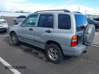2003 Chevrolet Tracker with VIN 2CNBJ13C336946019, listed as a IAAI auction lot 41814810 with 112,317 mi miles and . Bid and sale history available at DreamBid. Image 3.