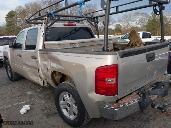 2008 Chevrolet Silverado 1500 LTZ with VIN 3GCEC13J78G168779, listed as a IAAI auction lot 41589457 with 250,207 mi miles. Bid and sale history available at carsss.com. Image 3.