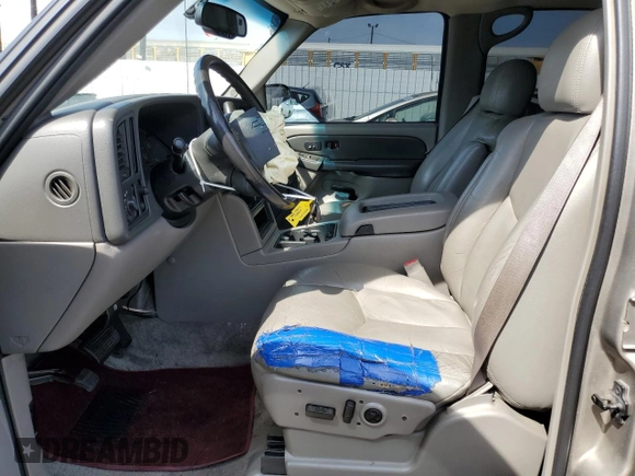 2003 Chevrolet Tahoe LS with VIN 1GNEC13TX3R299948, listed as a Copart auction lot 49633585 with 264,073 mi miles and Salvage Title. Bid and sale history available at carsss.com. Image 7.