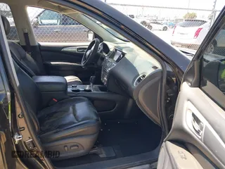 2020 Nissan Pathfinder SL with VIN 5N1DR2CM7LC580749, listed as a IAAI auction lot 42000552 with 113,008 mi miles and . Bid and sale history available at DreamBid. Image 5.