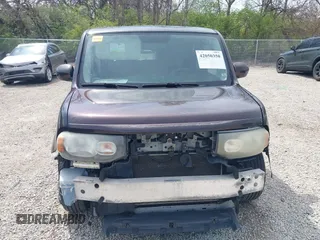 2009 Nissan Cube SL z VIN JN8AZ28R39T111263, wystawiony jako IAAI lot #42050350 z przebiegiem 253 666 mil mil oraz . Historia ofert i sprzedaży dostępna na DreamBid. Obrazek 13.