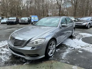 2012 Mercedes-Benz S-Class S 550 with VIN WDDNG9EB2CA444811, listed as a Copart auction lot 52600395 with 127,847 mi miles and Clean Title. Bid and sale history available at carsss.com. Image 2.