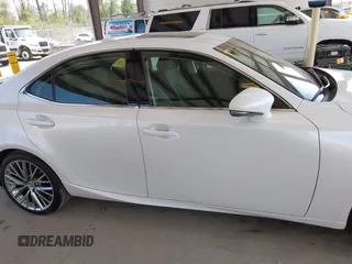 2017 Lexus IS 200t с VIN JTHBA1D20H5051700, выставлен на аукционе IAAI как лот 42485500 с пробегом 43 364 миль миль и . История ставок и продаж доступна на DreamBid. Изображение 13.