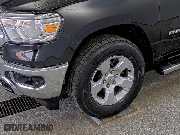 2022 Ram 1500 Big Horn z VIN 1C6RRFFG3NN179009, wystawiony jako IAAI lot #42521052 z przebiegiem 60 189 mil mil oraz . Historia ofert i sprzedaży dostępna na DreamBid. Obrazek 21.