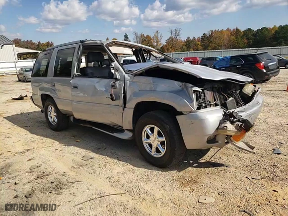 2000 GMC Denali with VIN 1GKEK13R2YR138523, listed as a Copart auction lot 77609804 with 203,514 mi miles and Salvage Title. Bid and sale history available at carsss.com. Image 11.
