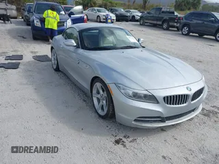 2016 BMW Z4 sDrive28i with VIN WBALL5C51G5A20361, listed as a IAAI auction lot 40739134 with 1 mi miles. Bid and sale history available at carsss.com. Image 1.