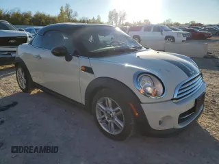 2015 MINI Cooper Coupe with VIN WMWSX1C55FT508115, listed as a Copart auction lot 81240644 with 105,471 mi miles and Salvage Title. Bid and sale history available at carsss.com. Image 4.
