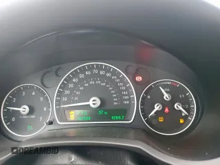 2010 Saab 9-3 z VIN YS3FA4MY0A1614064, wystawiony jako Copart lot #57460515 z przebiegiem 162 650 mil mil oraz Tytuł czysty. Historia ofert i sprzedaży dostępna na DreamBid. Obrazek 9.