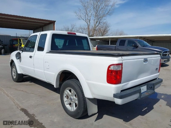 2005 Ford Ranger XL with VIN 1FTYR14U45PA64097, listed as a IAAI auction lot 41827094 with 214,266 mi miles. Bid and sale history available at carsss.com. Image 3.
