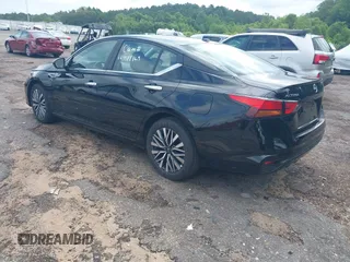 2025 Nissan Altima SV z VIN 1N4BL4DV9SN375653, wystawiony jako IAAI lot #42509470 z przebiegiem 6 362 mil mil oraz . Historia ofert i sprzedaży dostępna na DreamBid. Obrazek 3.