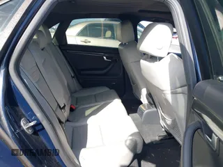 2005 Audi S4 z VIN WAUPL68E65A067855, wystawiony jako IAAI lot #41830786 z przebiegiem 137 042 mil mil oraz . Historia ofert i sprzedaży dostępna na DreamBid. Obrazek 8.