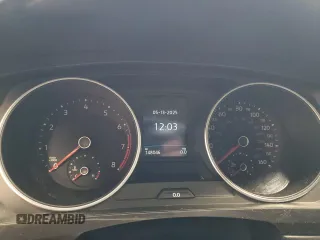 2018 Volkswagen Tiguan SEL z VIN 3VV2B7AX3JM009637, wystawiony jako Copart lot #59373325 z przebiegiem 148 046 mil mil oraz Szkoda całkowita • Salvage title. Historia ofert i sprzedaży dostępna na DreamBid. Obrazek 9.