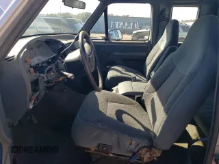 1992 Ford F-250 with VIN 1FTHX25G4NKA19632, listed as a Copart auction lot 71816884 with Not provided miles and Non repairable. Bid and sale history available at DreamBid. Image 7.