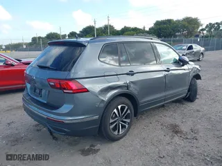 2024 Volkswagen Tiguan S with VIN 3VVRB7AX6RM101156, listed as a IAAI auction lot 41562944 with 1,984 mi miles. Bid and sale history available at carsss.com. Image 4.