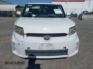 2013 Scion xB with VIN JTLZE4FE0DJ045236, listed as a IAAI auction lot 42132654 with 1 mi miles. Bid and sale history available at carsss.com. Image 6.