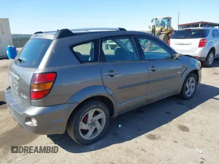 2005 Pontiac Vibe with VIN 5Y2SL63815Z464521, listed as a IAAI auction lot 41821708 with 290,636 mi miles. Bid and sale history available at carsss.com. Image 4.