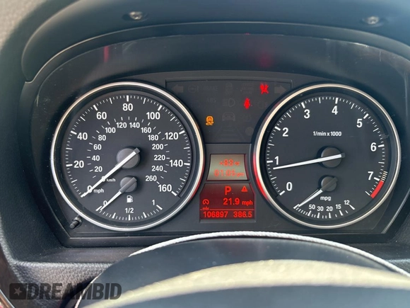 2011 BMW 3 Series 328i xDrive with VIN WBAPK5C54BF126162, listed as a Copart auction lot 65739865 with 106,897 mi miles and Clean title. Bid and sale history available at DreamBid. Image 8.