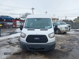 2018 Ford Transit XL z VIN 1FDZX2CM7JKA52904, wystawiony jako IAAI lot #41677165 z przebiegiem 15 201 mil mil oraz . Historia ofert i sprzedaży dostępna na DreamBid. Obrazek 12.