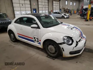 2014 Volkswagen Beetle with VIN 3VWHX7AT4EM618018, listed as a Copart auction lot 84903284 with 149,853 mi miles and Clean Title. Bid and sale history available at DreamBid. Image 4.