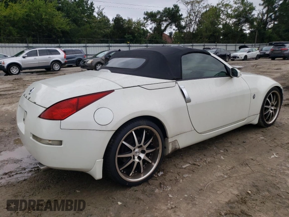 2004 Nissan 350Z Touring with VIN JN1AZ36A74M252387, listed as a Copart auction lot 71635494 with 45,040 mi miles and Salvage Title. Bid and sale history available at DreamBid. Image 3.