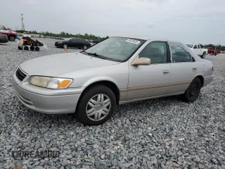 2000 Toyota Camry LE z VIN 4T1BF22K9YU099449, wystawiony jako Copart lot #59525535 z przebiegiem 262 282 mil mil oraz Czysty tytuł • Clean title. Historia ofert i sprzedaży dostępna na DreamBid. Obrazek 1.