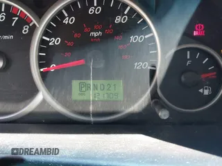 2005 Mazda Tribute i with VIN 4F2YZ02Z85KM19097, listed as a IAAI auction lot 41547466 with 121,709 mi miles and . Bid and sale history available at carsss.com. Image 7.