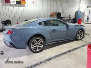 2024 Ford Mustang GT with VIN 1FA6P8CF7R5412104, listed as a Copart auction lot 61928465 with 19,933 mi miles and Salvage title. Bid and sale history available at DreamBid. Image 3.