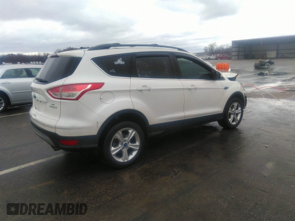 2013 Ford Escape SE с VIN 1FMCU0GX0DUD65650, выставлен на аукционе IAAI как лот 40909432 с пробегом 174 136 миль миль и . История ставок и продаж доступна на DreamBid. Изображение 4.