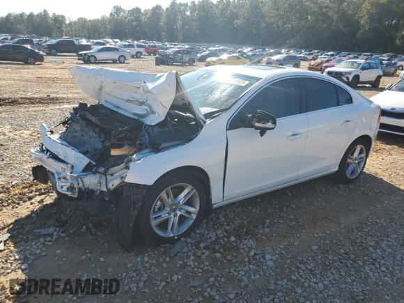 2015 Volvo S60 T5 Drive-E Platinum with VIN YV140MFD8F1301468, listed as a Copart auction lot 89196925 with Not Provided miles and Salvage Title. Bid and sale history available at carsss.com. Image 1.
