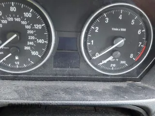 2007 BMW 3 Series 328i с VIN WBAWB33577PV70380, выставлен на аукционе IAAI как лот 40485547 с пробегом Не указан миль и . История ставок и продаж доступна на DreamBid. Изображение 14.