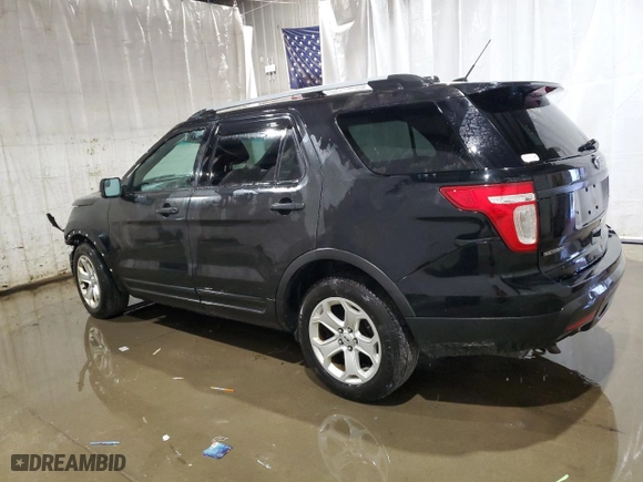 2014 Ford Utility Police Interceptor with VIN 1FM5K8AR1EGA04502, listed as a Copart auction lot 70989924 with 174,348 mi miles and Salvage Title. Bid and sale history available at carsss.com. Image 2.