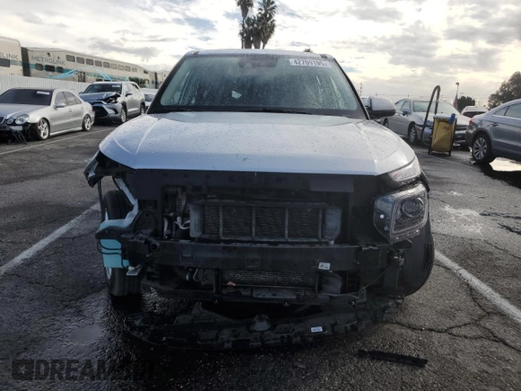 2021 Hyundai Venue SE with VIN KMHRB8A33MU069722, listed as a Copart auction lot 42709195 with 62,056 mi miles and Salvage Title. Bid and sale history available at DreamBid. Image 5.