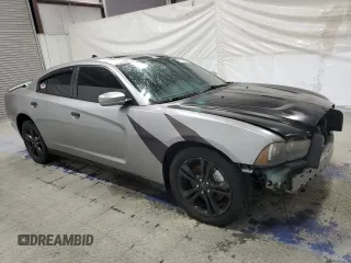 2013 Dodge Charger RT with VIN 2C3CDXDT0DH726803, listed as a Copart auction lot 50098725 with 183,187 mi miles and Clean Title. Bid and sale history available at carsss.com. Image 4.