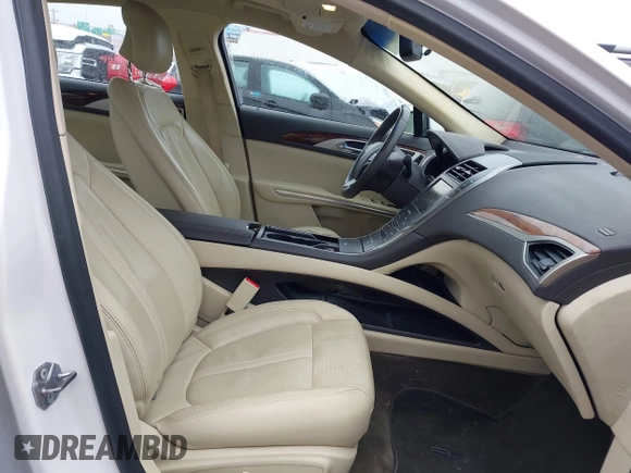 2015 Lincoln MKZ Hybrid with VIN 3LN6L2LU3FR612824, listed as a IAAI auction lot 41475840 with 122,499 mi miles and . Bid and sale history available at DreamBid. Image 5.