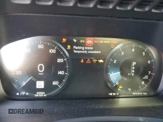 2022 Volvo XC90 Momentum with VIN YV4102PK5N1779708, listed as a Copart auction lot 44492415 with 52,554 mi miles and Salvage Title. Bid and sale history available at carsss.com. Image 9.