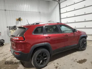 2017 Jeep Cherokee Trailhawk L Plus with VIN 1C4PJMBS5HD224239, listed as a Copart auction lot 45288285 with 106,553 mi miles and Salvage Title. Bid and sale history available at carsss.com. Image 3.