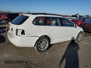 2011 Volkswagen Jetta SportWagen TDI with VIN 3VWPL7AJXBM630238, listed as a Copart auction lot 47121824 with 96,198 mi miles and Salvage Title. Bid and sale history available at carsss.com. Image 3.