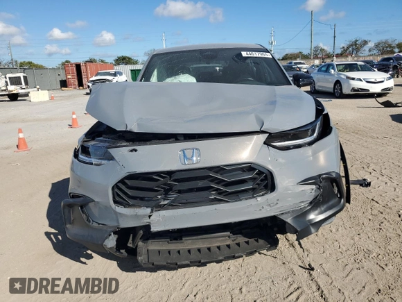2024 Honda HR-V Sport with VIN 3CZRZ1H51RM720625, listed as a Copart auction lot 44617965 with 18,961 mi miles and Salvage Title. Bid and sale history available at carsss.com. Image 5.