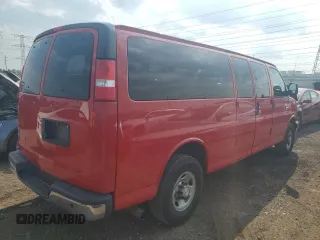 2018 Chevrolet Express Passenger LT z VIN 1GAZGPFG8J1336841, wystawiony jako Copart lot #63699795 z przebiegiem 247 751 mil mil oraz Czysty tytuł • Clean title. Historia ofert i sprzedaży dostępna na DreamBid. Obrazek 3.