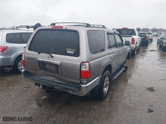 2002 Toyota 4Runner SR5 with VIN JT3GN86R820243308, listed as a IAAI auction lot 41563258 with 229,634 mi miles. Bid and sale history available at carsss.com. Image 4.