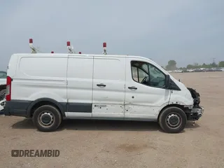 2017 Ford Transit с VIN 1FTYE1ZMXHKB53162, выставлен на аукционе IAAI как лот 42413355 с пробегом 146 599 миль миль и . История ставок и продаж доступна на DreamBid. Изображение 14.