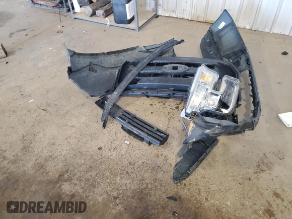 2016 Ford F-150 XL z VIN 1FTMF1E80GKD40557, wystawiony jako Copart lot #61587045 z przebiegiem 109 882 mil mil oraz Szkoda całkowita • Salvage title. Historia ofert i sprzedaży dostępna na DreamBid. Obrazek 12.