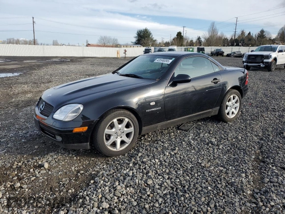 1999 Mercedes-Benz SLK 230/320 z VIN WDBKK47F7XF142078, wystawiony jako Copart lot #43598095 z przebiegiem 61 995 mil mil oraz Szkoda całkowita • Salvage title. Historia ofert i sprzedaży dostępna na DreamBid. Obrazek 1.