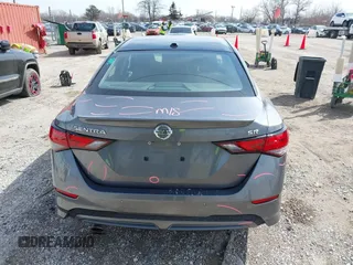 2021 Nissan Sentra SR with VIN 3N1AB8DV1MY205098, listed as a IAAI auction lot 41884226 with 82,598 mi miles. Bid and sale history available at carsss.com. Image 17.