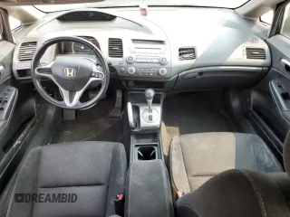 2009 Honda Civic LX-S z VIN 2HGFA16669H331863, wystawiony jako Copart lot #59467775 z przebiegiem 218 051 mil mil oraz Czysty tytuł • Clean title. Historia ofert i sprzedaży dostępna na DreamBid. Obrazek 8.