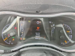 2018 Jeep Grand Cherokee Summit z VIN 1C4RJFJG6JC341843, wystawiony jako Copart lot #62220685 z przebiegiem 66 807 mil mil oraz Szkoda całkowita • Salvage title. Historia ofert i sprzedaży dostępna na DreamBid. Obrazek 9.